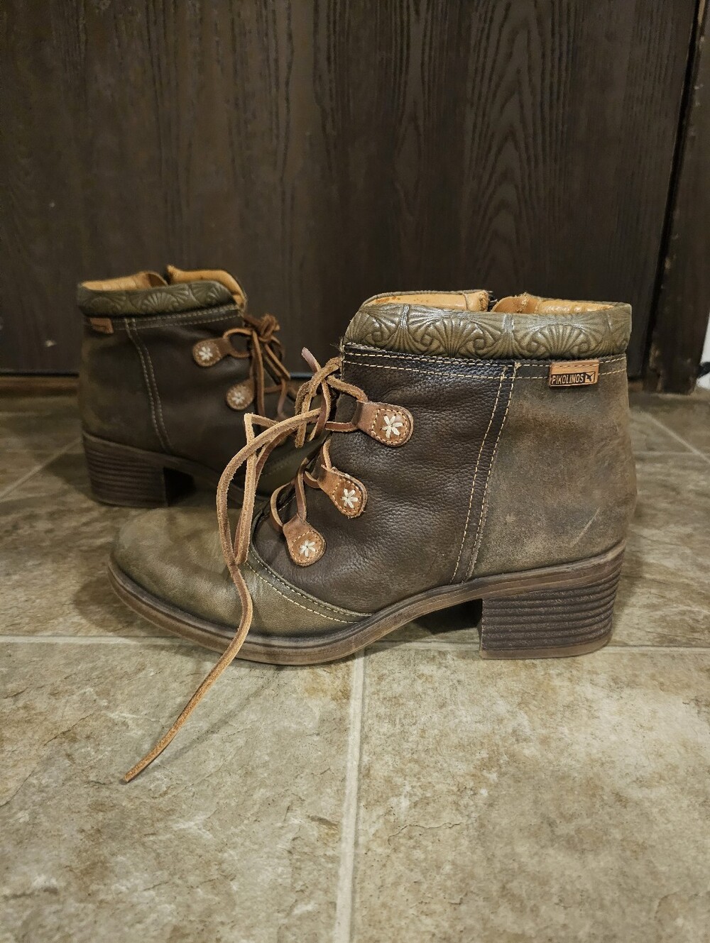Pikolinos Women's Brown Leather Lace-Up Ankle Boots